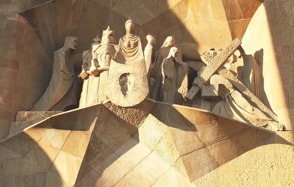 Passion facade sculptures