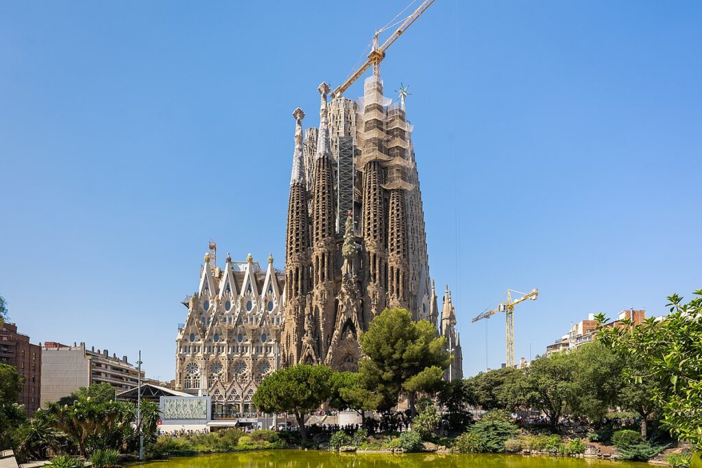 Sagrada Familia Reserved Access Tickets