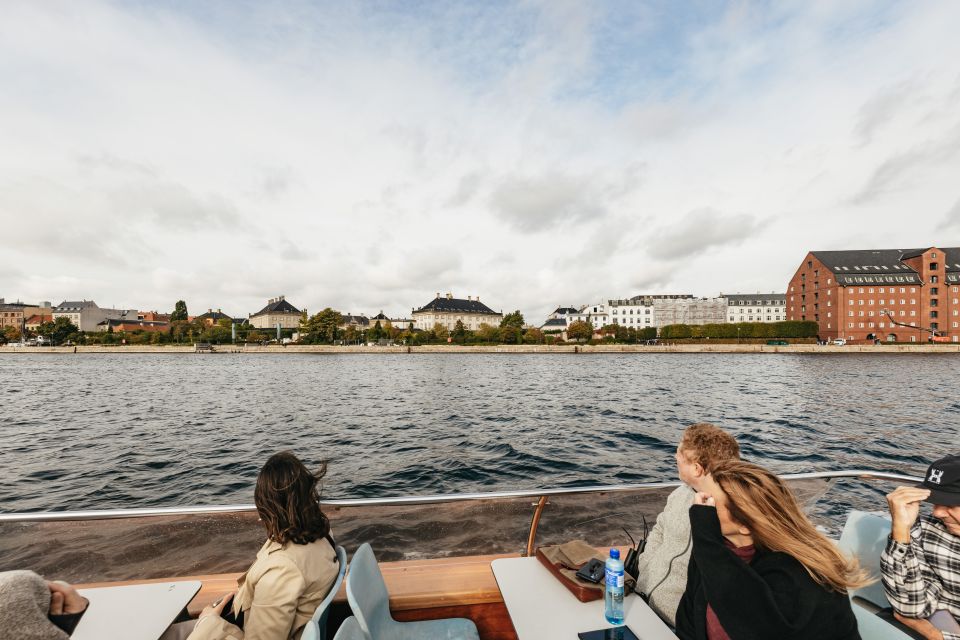 Copenhagen: Visit Canal Cruise from Nyhavn Entrance