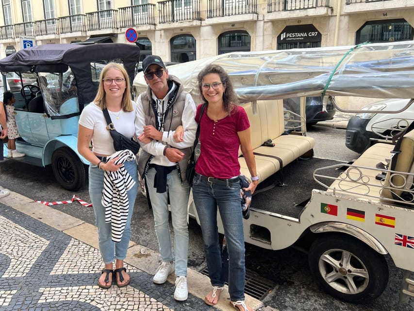 Lisbon: Sightseeing Tour by Tuk-Tuk for 3-Hours