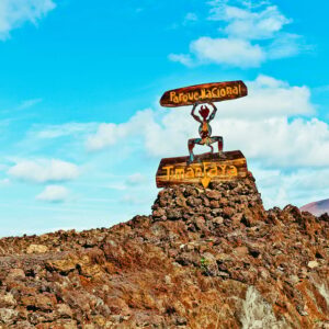 Arrecife: Timanfaya and Green Lagoon for Cruise Passengers