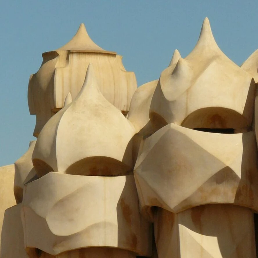  Casa Milà