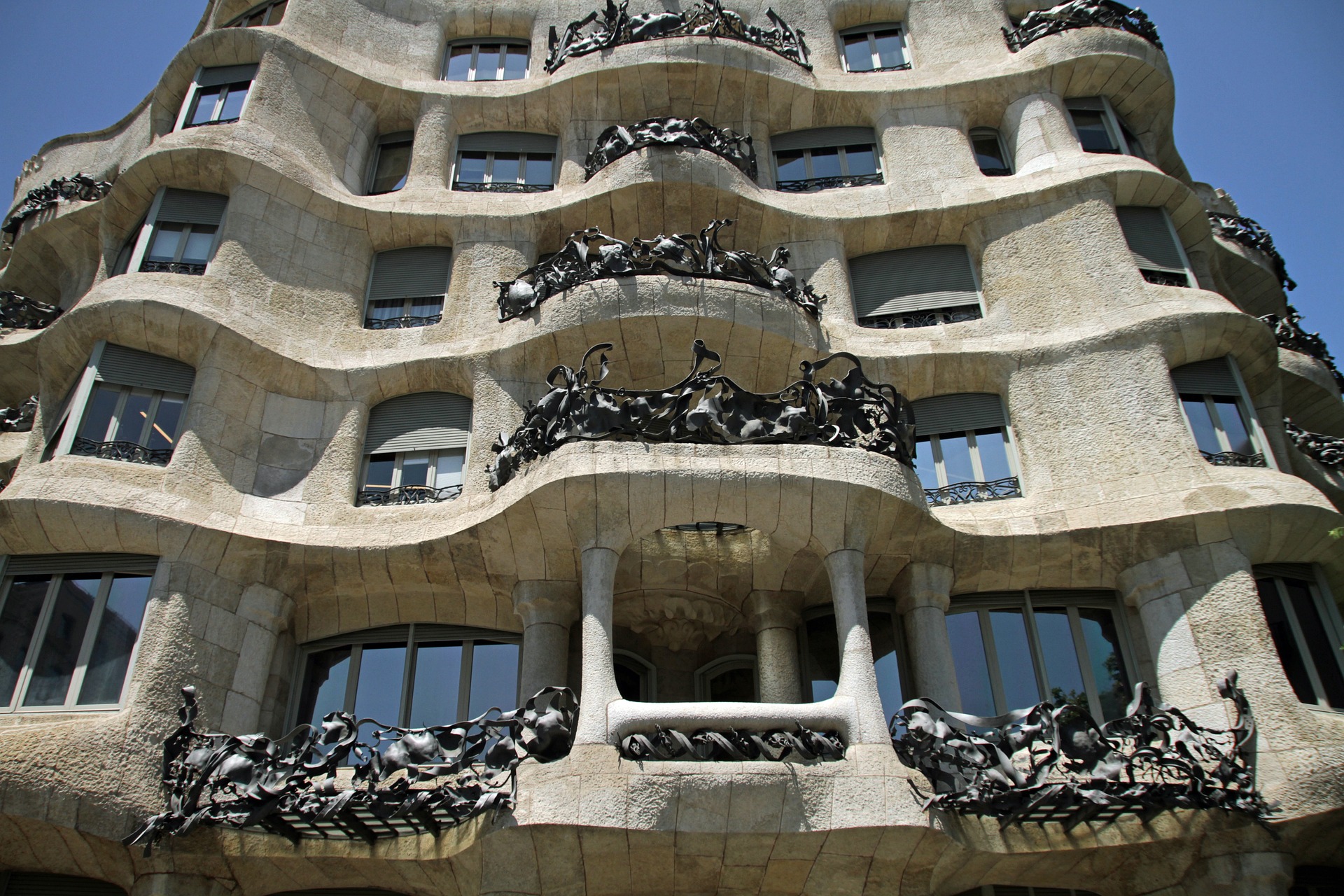 Casa Mila Ticket & Audio Guide Great Tour