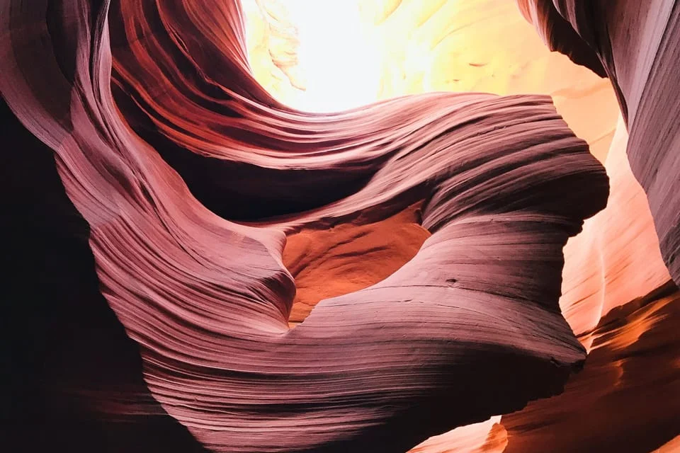 Lower Antelope Canyon Entry and Guided Walking Tour with Navajo Guide