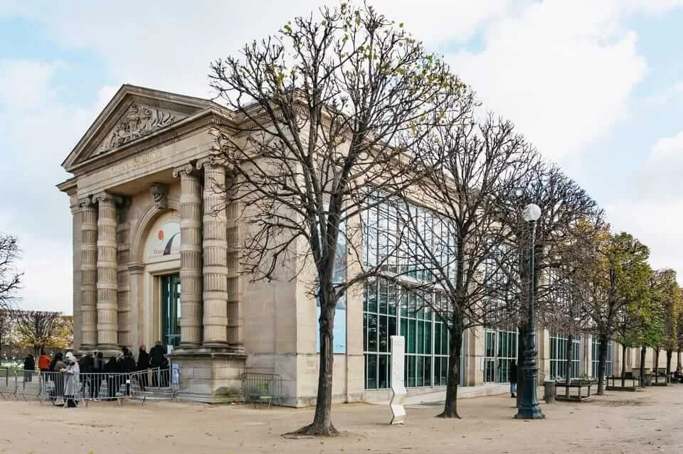 Paris: Skip-the-Line Orangerie Museum Tour with Art Historian