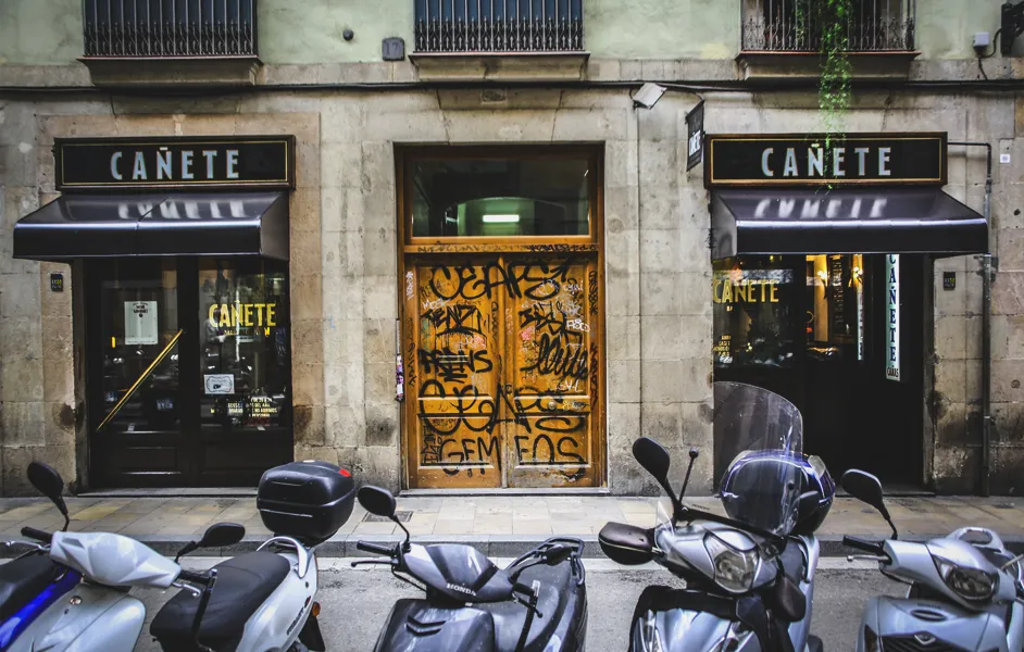 Els Porxos is the best Restaurants Near Sagrada Familia In Barcelona