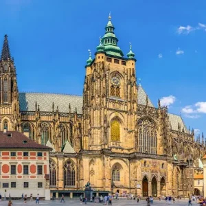 Prague: Castle Tour with Admission Ticket and Local Guide