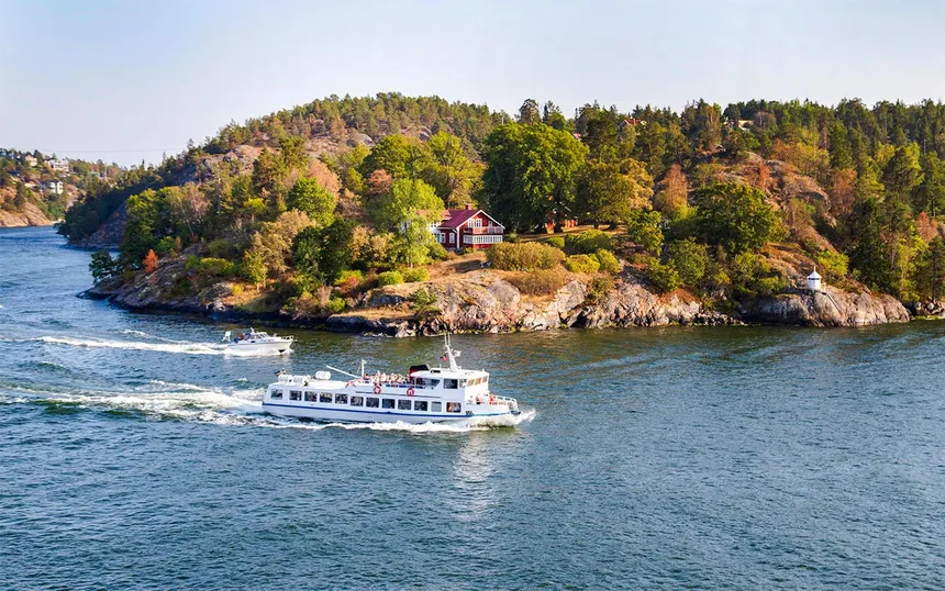Stockholm: Guide-led City Archipelago Sightseeing Cruise