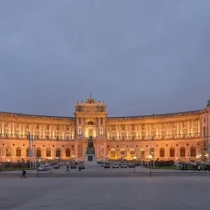Vienna: Hofburg Palace's Imperial Treasury
