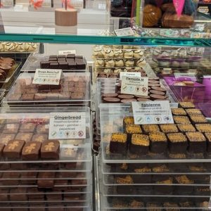 Walking Tour with Hot Chocolate and Chocolate Tasting