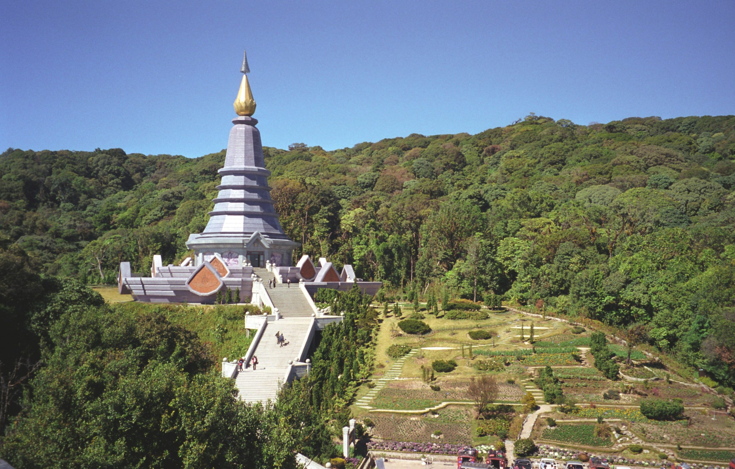 Chiang Mai to Doi Inthanon: Waterfalls, Nature & Lunch